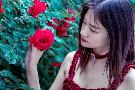 江西庐山“蓝调时刻”暑夏景象如梦幻化